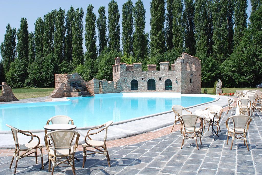 Tenuta Il Tenchio Otel Lacchiarella Dış mekan fotoğraf